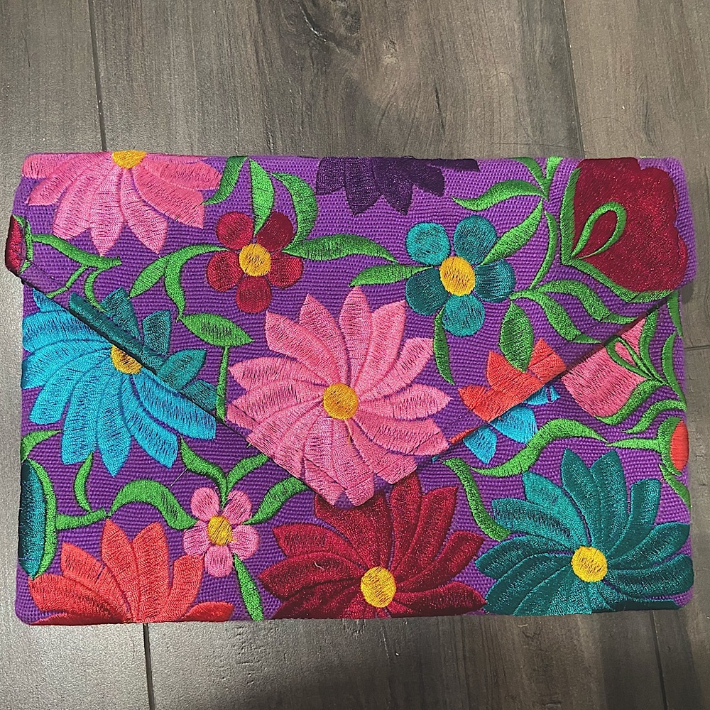 Handmade Clutch - Mexican Floral Embroidered Purse